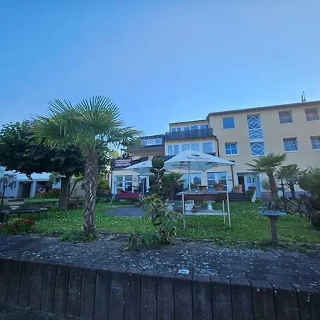 Ferienwohnung Mit Rheinblick In 2 Remagen